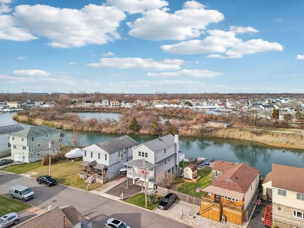 3717 Somerset Drive, Seaford NY 11783