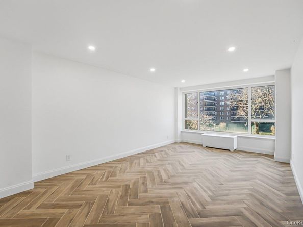 166-25 Powells Cove Boulevard 3D, Beechhurst NY 11357