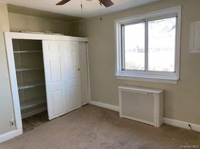 255-25 74th Avenue 2nd fl, Glen Oaks NY 11004