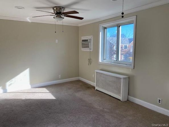 255-25 74th Avenue 2nd fl, Glen Oaks NY 11004