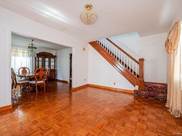 12253 Milburn Street, Saint Albans NY 11413