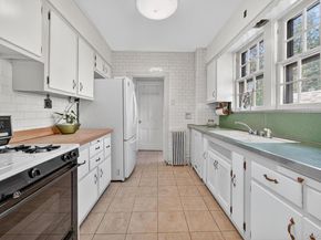 15 Park Place, Fleetwood NY 10552