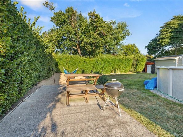 211 Washington Avenue, Brentwood NY 11717