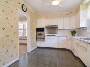 140 Ramsey Avenue, Yonkers NY 10701