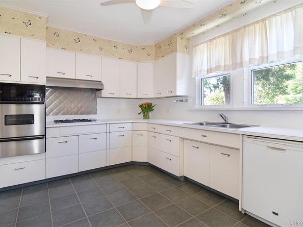 140 Ramsey Avenue, Yonkers NY 10701