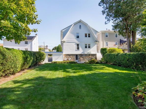 140 Ramsey Avenue, Yonkers NY 10701