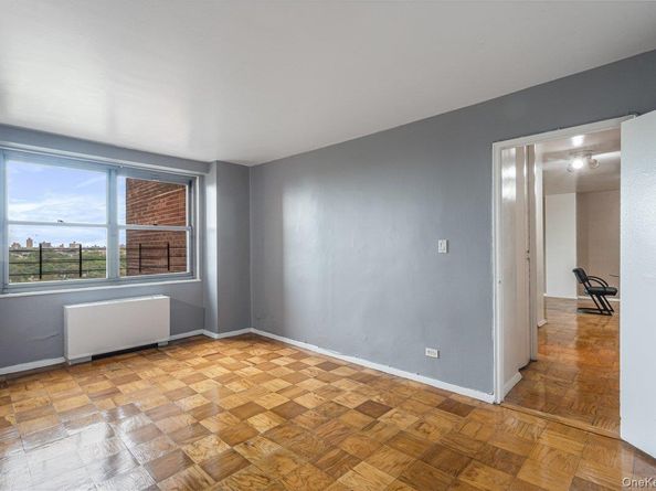 61-20 Grand Central Parkway A902, Forest Hills NY 11375