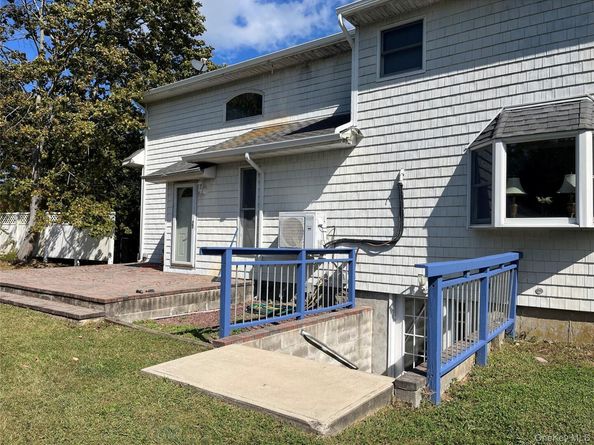 1799 Wading River Manor Road, Wading River NY 11792