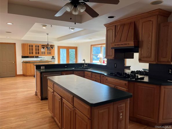 1799 Wading River Manor Road, Wading River NY 11792