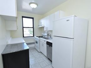 142 Garth Road 4A, Scarsdale NY 10583