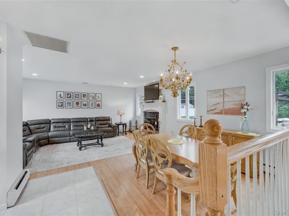 3 Feather Lane, Commack NY 11725