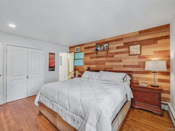 3 Feather Lane, Commack NY 11725