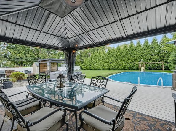3 Feather Lane, Commack NY 11725