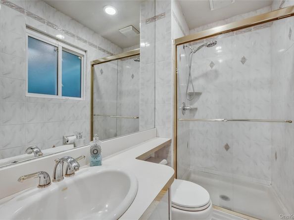 3 Feather Lane, Commack NY 11725