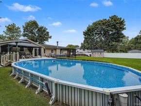 3 Feather Lane, Commack NY 11725