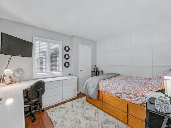 3 Feather Lane, Commack NY 11725