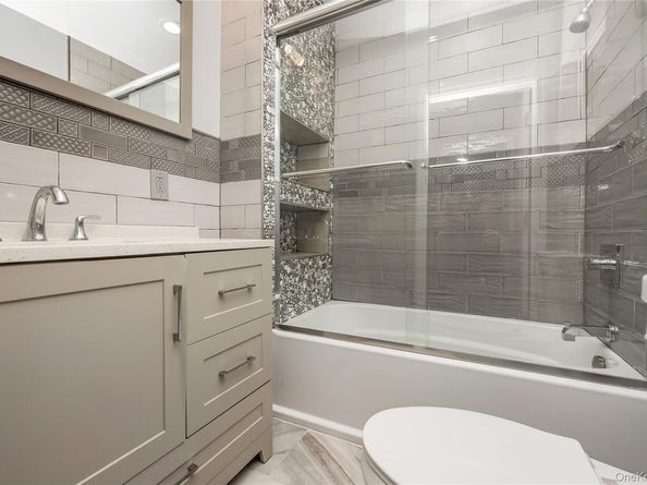 257 Biltmore Avenue, Elmont NY 11003