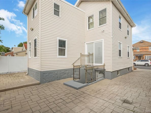 257 Biltmore Avenue, Elmont NY 11003