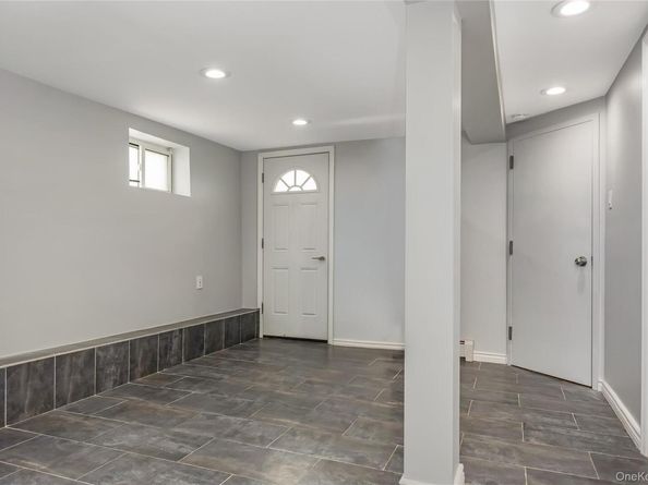 257 Biltmore Avenue, Elmont NY 11003