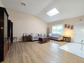 8 Gary Place, Selden NY 11784