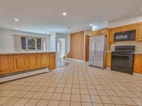 203 N Manhattan Avenue, Massapequa NY 11758