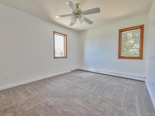 203 N Manhattan Avenue, Massapequa NY 11758