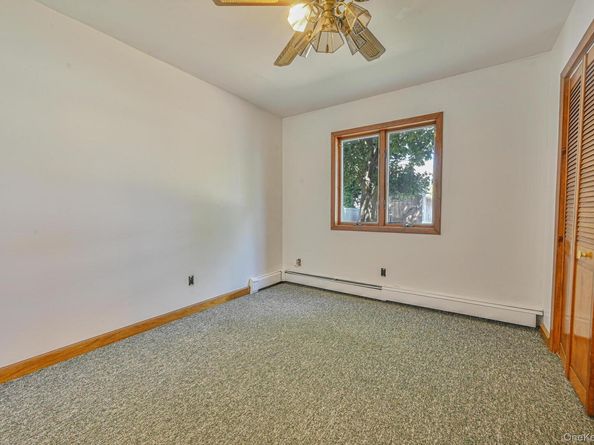 203 N Manhattan Avenue, Massapequa NY 11758