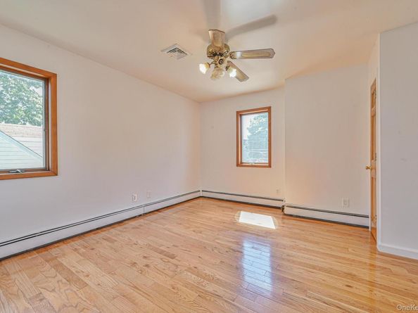 203 N Manhattan Avenue, Massapequa NY 11758