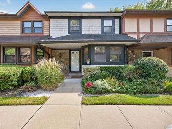 12 Hampton Way