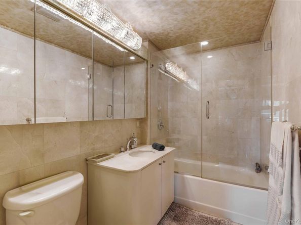 9935 Shore Road 6B, Brooklyn NY 11209