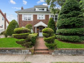 311 Hamilton Avenue, Hewlett NY 11557