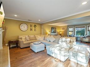 8 Beaumont Lane, Lake Grove NY 11755