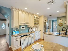 8 Beaumont Lane, Lake Grove NY 11755