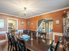 8 Beaumont Lane, Lake Grove NY 11755