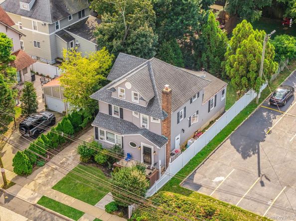 54 S Centre Avenue, Rockville Centre NY 11570