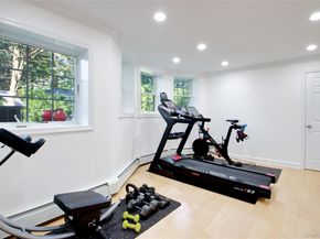 39 Squirrel Hill Road, East Hills NY 11577