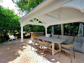 39 Squirrel Hill Road, East Hills NY 11577