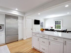 39 Squirrel Hill Road, East Hills NY 11577