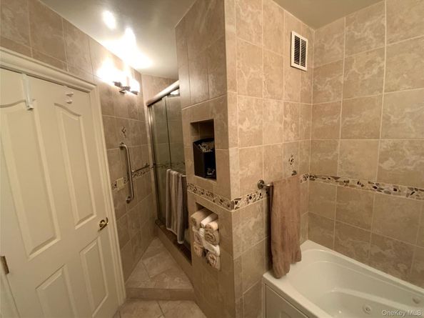 26910 Grand Central Parkway 4T, Floral Park NY 11005