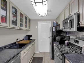 431 Clubhouse Court, Coram NY 11727