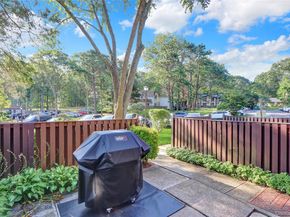 431 Clubhouse Court, Coram NY 11727