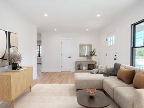 214 9th Street, Hicksville NY 11801