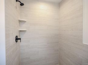 214 9th Street, Hicksville NY 11801