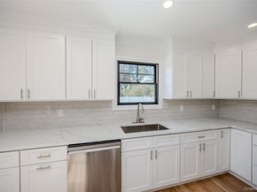 214 9th Street, Hicksville NY 11801