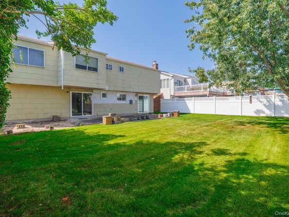 3487 Anchor Place, Oceanside NY 11572