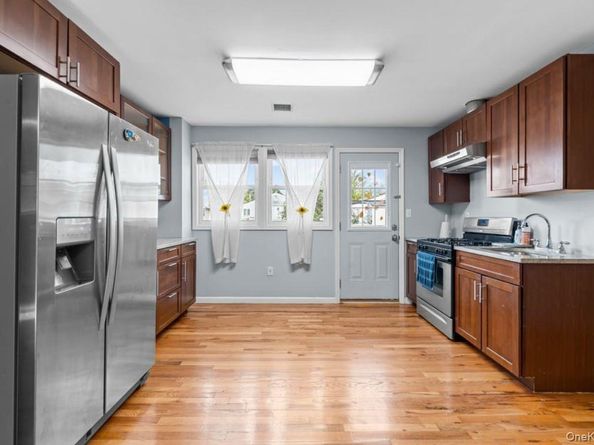 14224 250th Street, Laurelton NY 11422