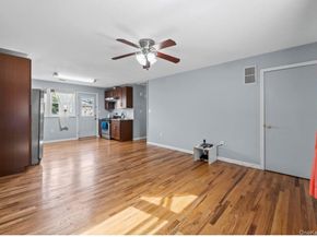 14224 250th Street, Laurelton NY 11422
