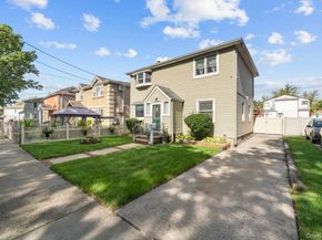 14224 250th Street, Laurelton NY 11422