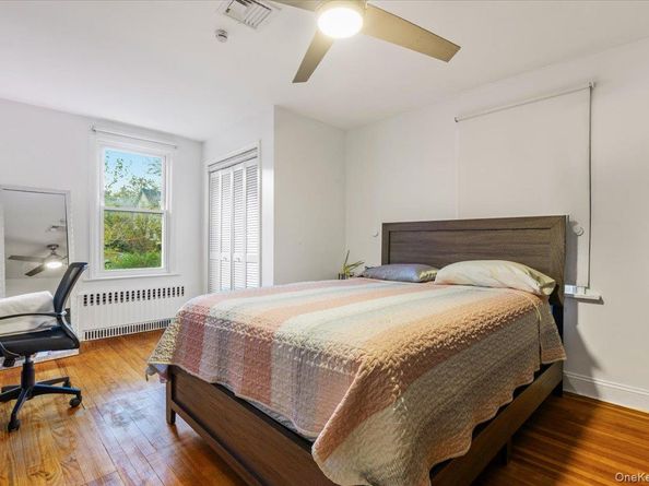 47 Edgecliff Terrace, Yonkers NY 10705