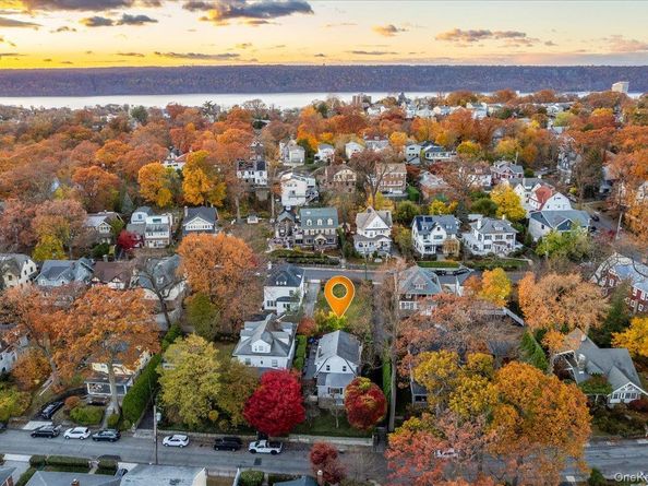47 Edgecliff Terrace, Yonkers NY 10705